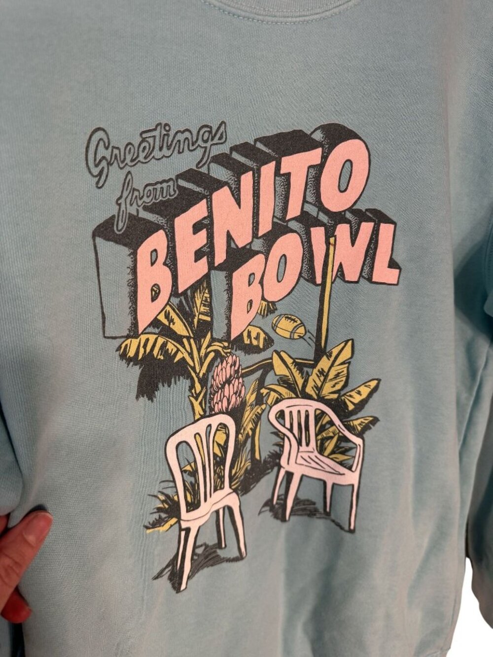NWOT Greetings From Benito Bowl Graphic Sweatshirt - Picture 3 of 5